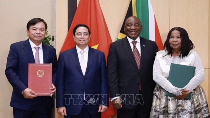 Vietnam, South Africa issue joint statement